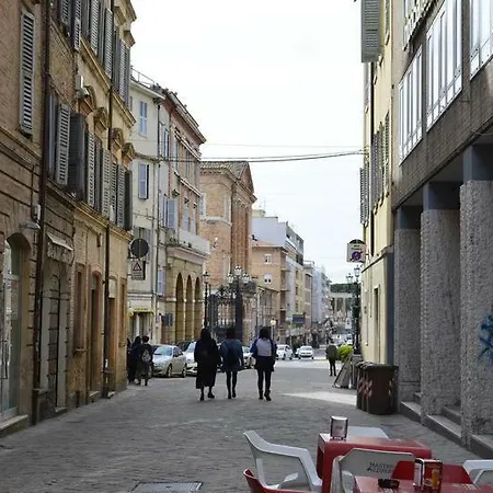 Bed & Breakfast Casa Gari Macerata